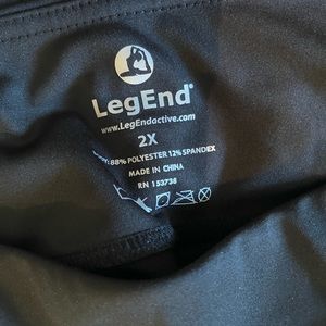 New with tags 2x leggings